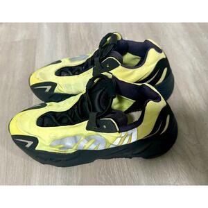 Adidas Yeezy 700 MNVN Phosphor Kids Size 4.5Y Yellow Good FY3727‎ Boost Sneaker